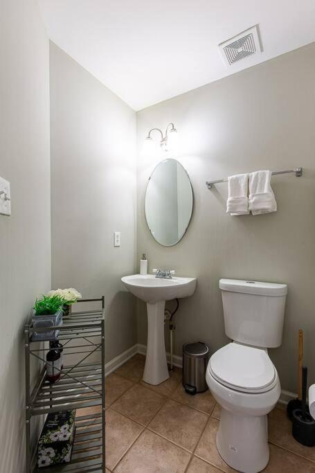 The Nest At Harmony Woods: Lux Dc Getaway + Office Villa Germantown Eksteriør billede